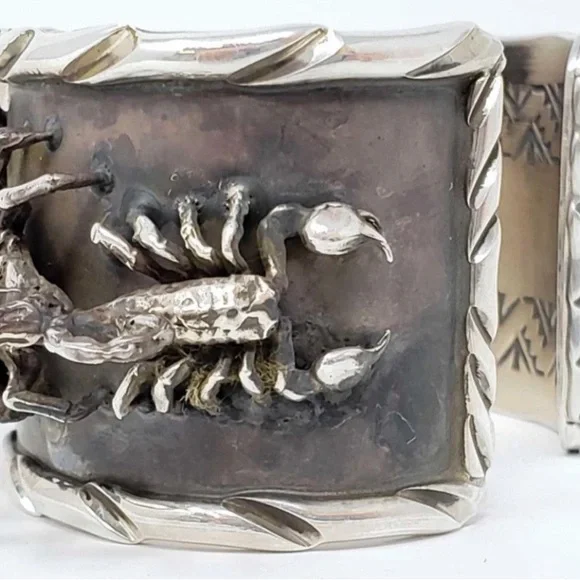 San Felipe Jacob Troncosa Silver and Turquoise Scorpion Cuff Bracelet - Picture 13 of 14